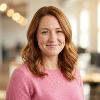 Emily Watson, responsable du service client chez Marée Fondiv, photo de profil